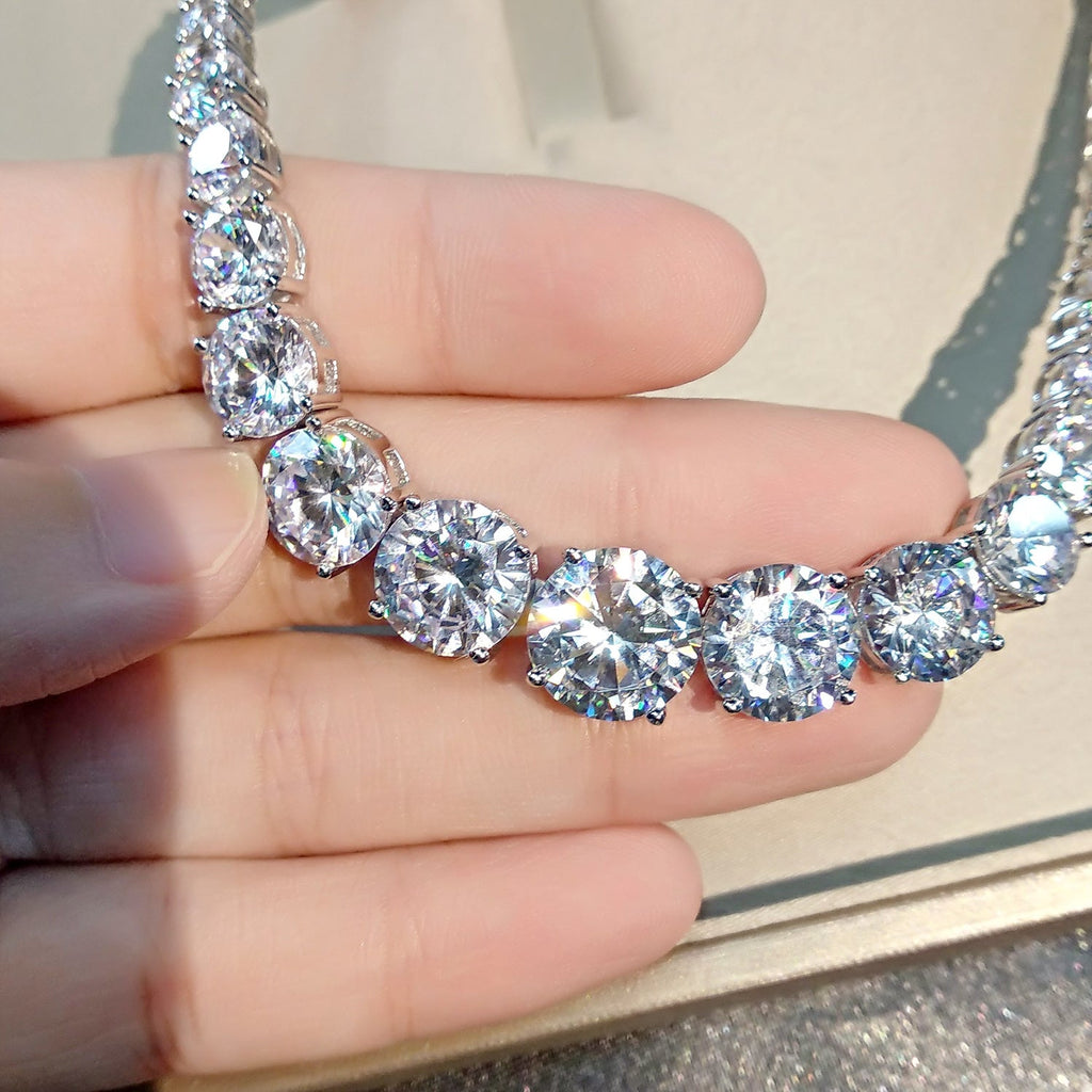 Freya’s Grace - Moissanite Silver Necklace