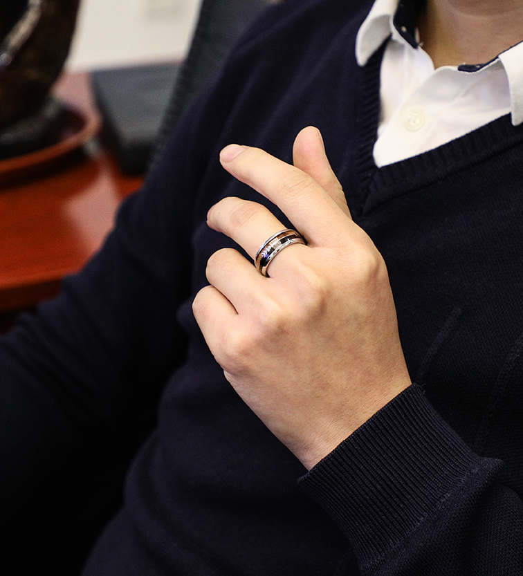 Hodr's Reminder - Acacia and Tungsten Gold Ring