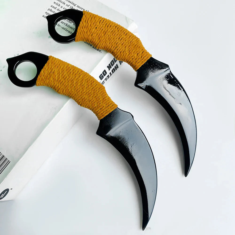 Skæva - Handcrafted Natural Obsidian Curved Knife