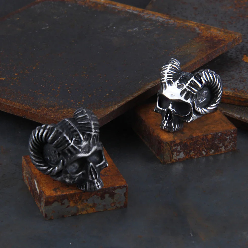 Heads of the Slain – Stainless Steel Viking Skull Ring