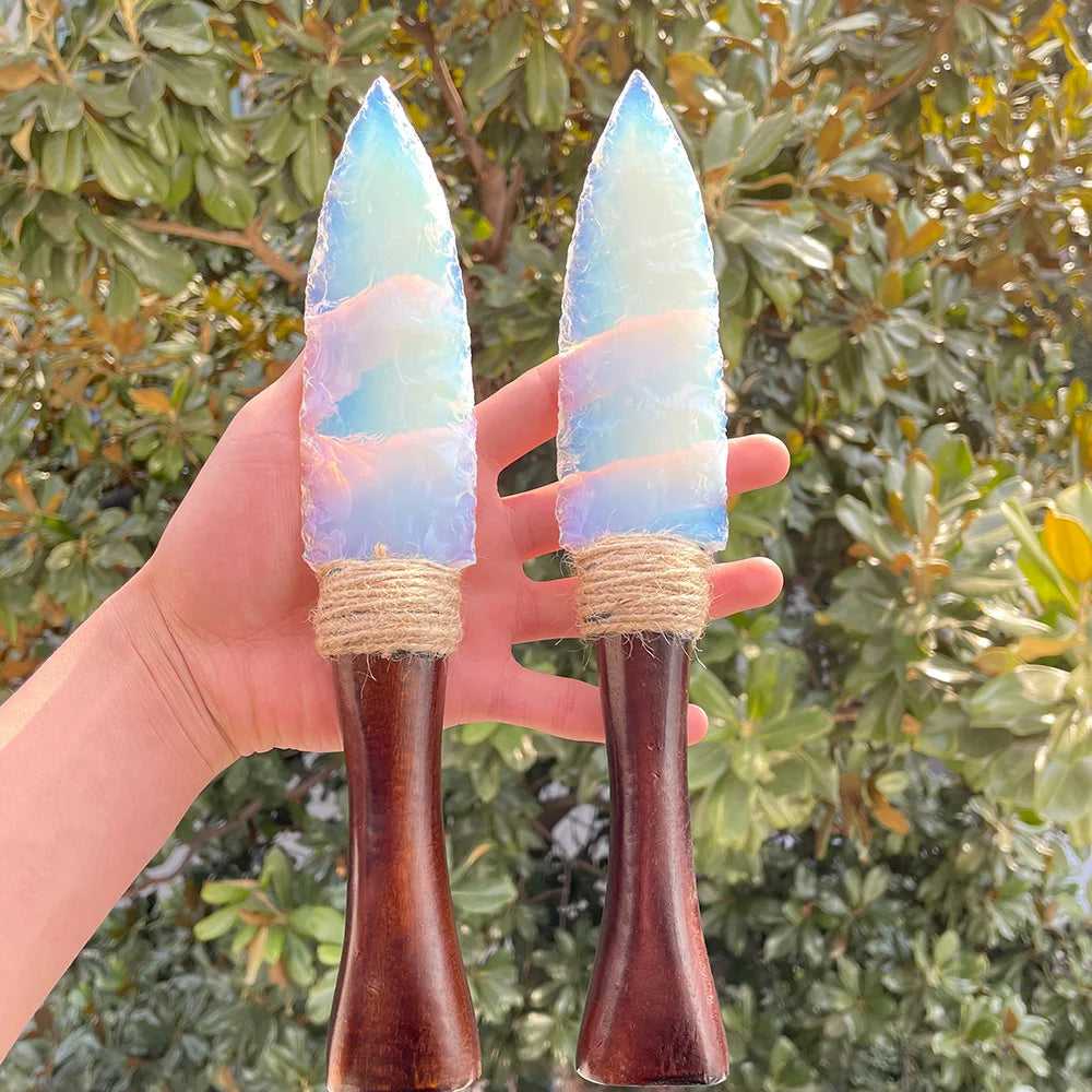 Fjörkniv - Handcrafted White Opalite Knife