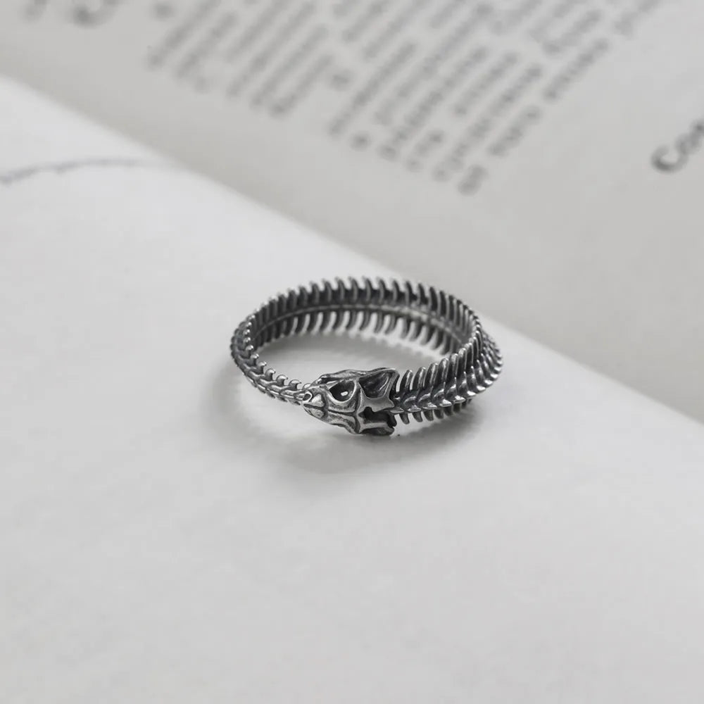 Final Remains - 925 Sterling Silver Snake Bone Ring