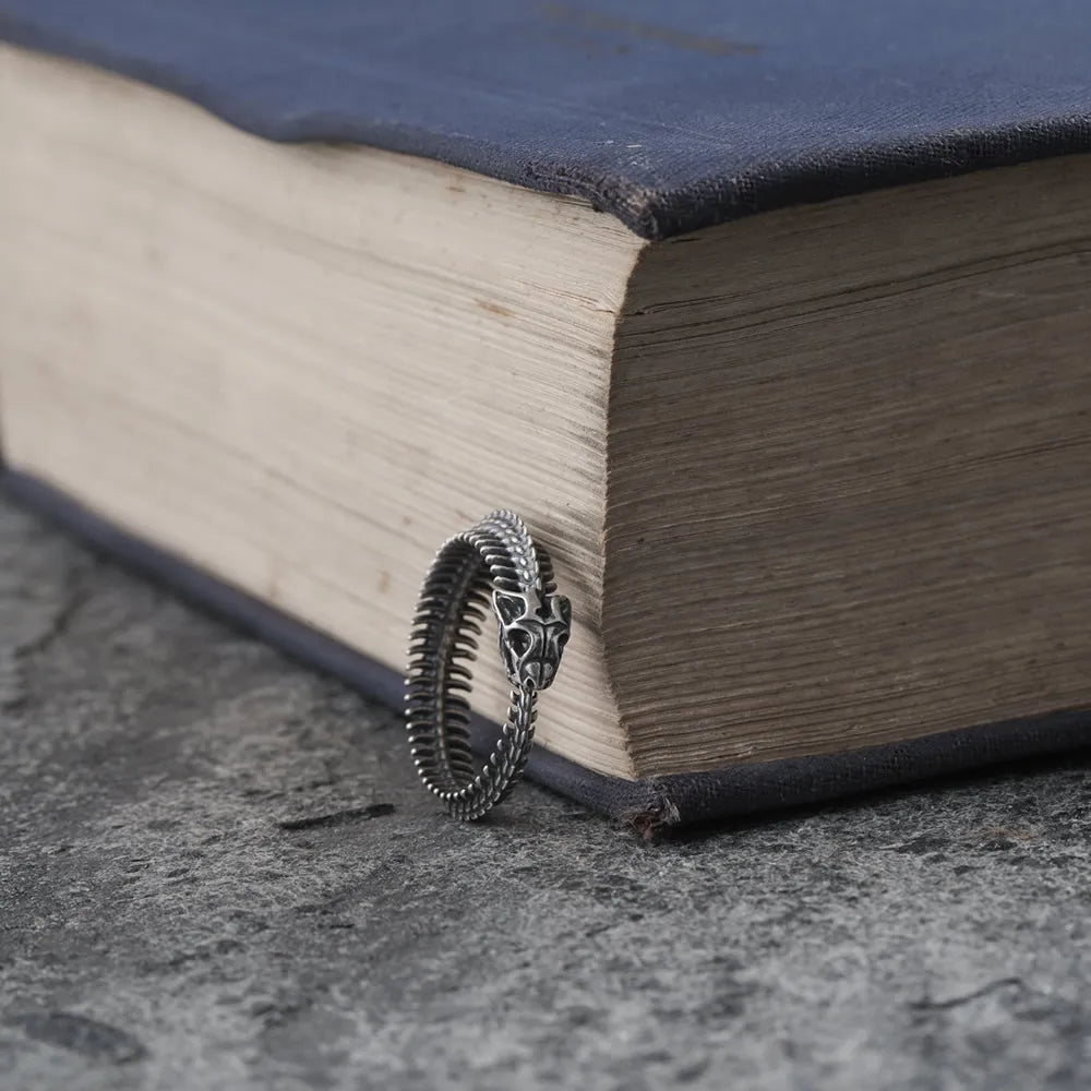 Final Remains - 925 Sterling Silver Snake Bone Ring