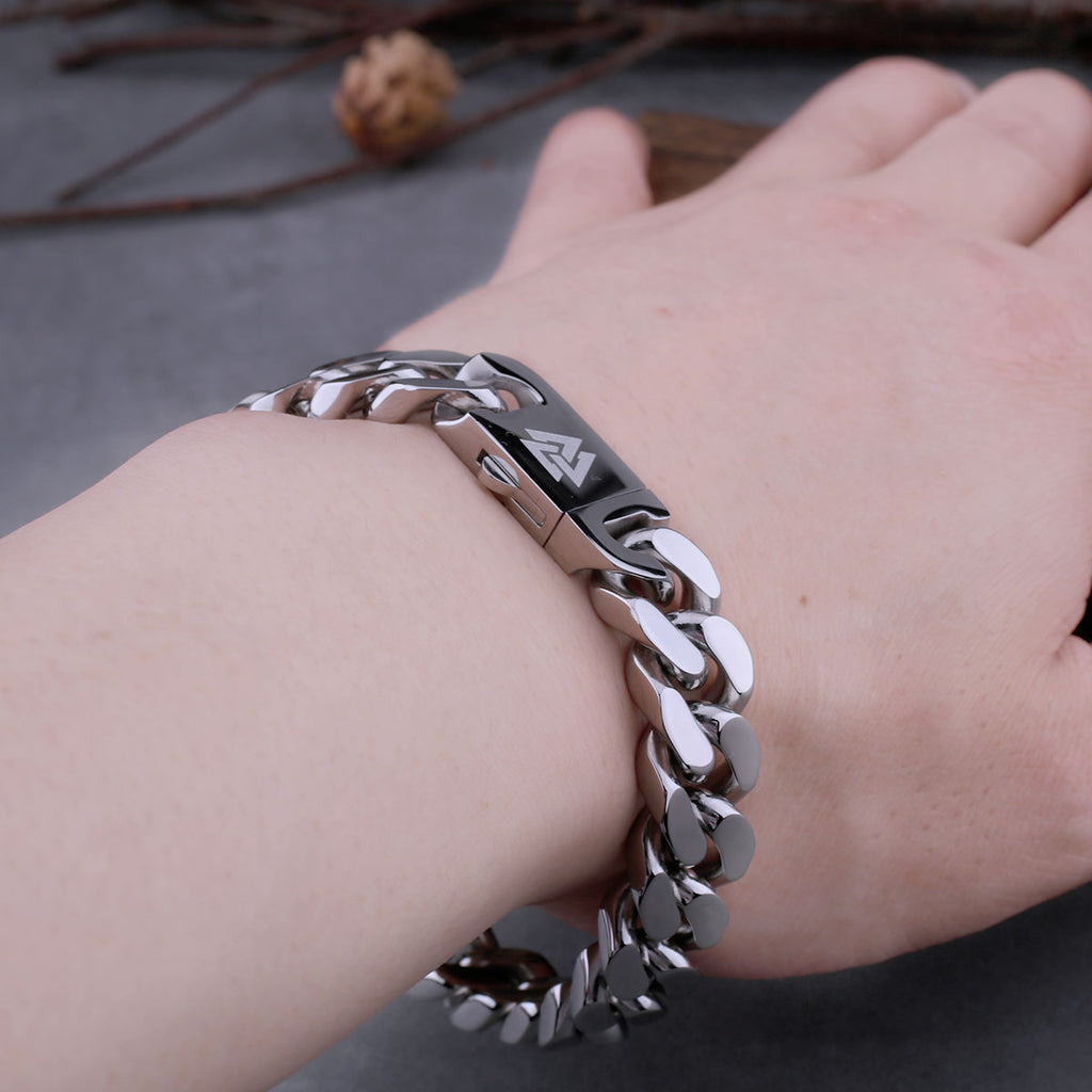 Frostbitten Armlet - Stainless Steel Bracelet