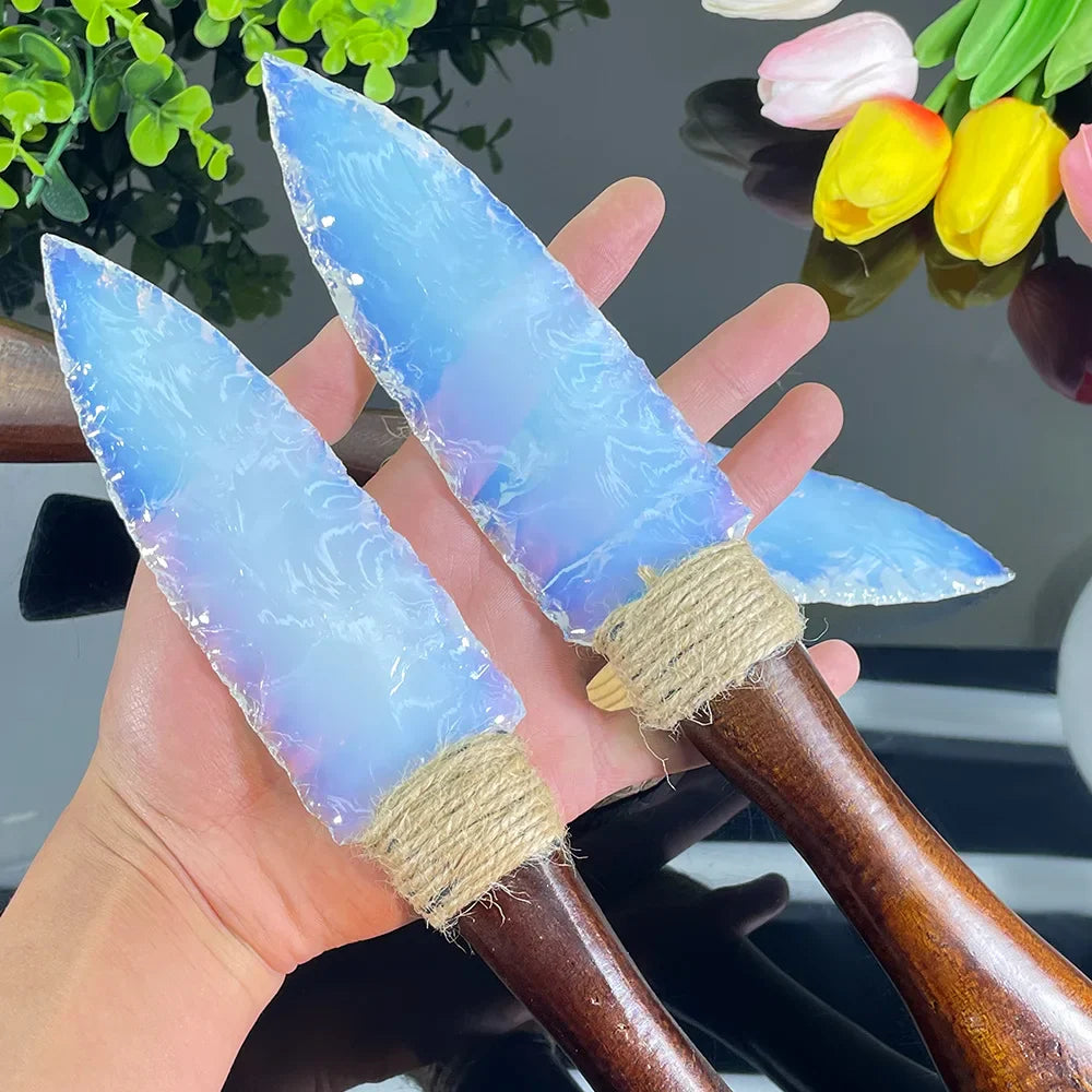 Fjörkniv - Handcrafted White Opalite Knife