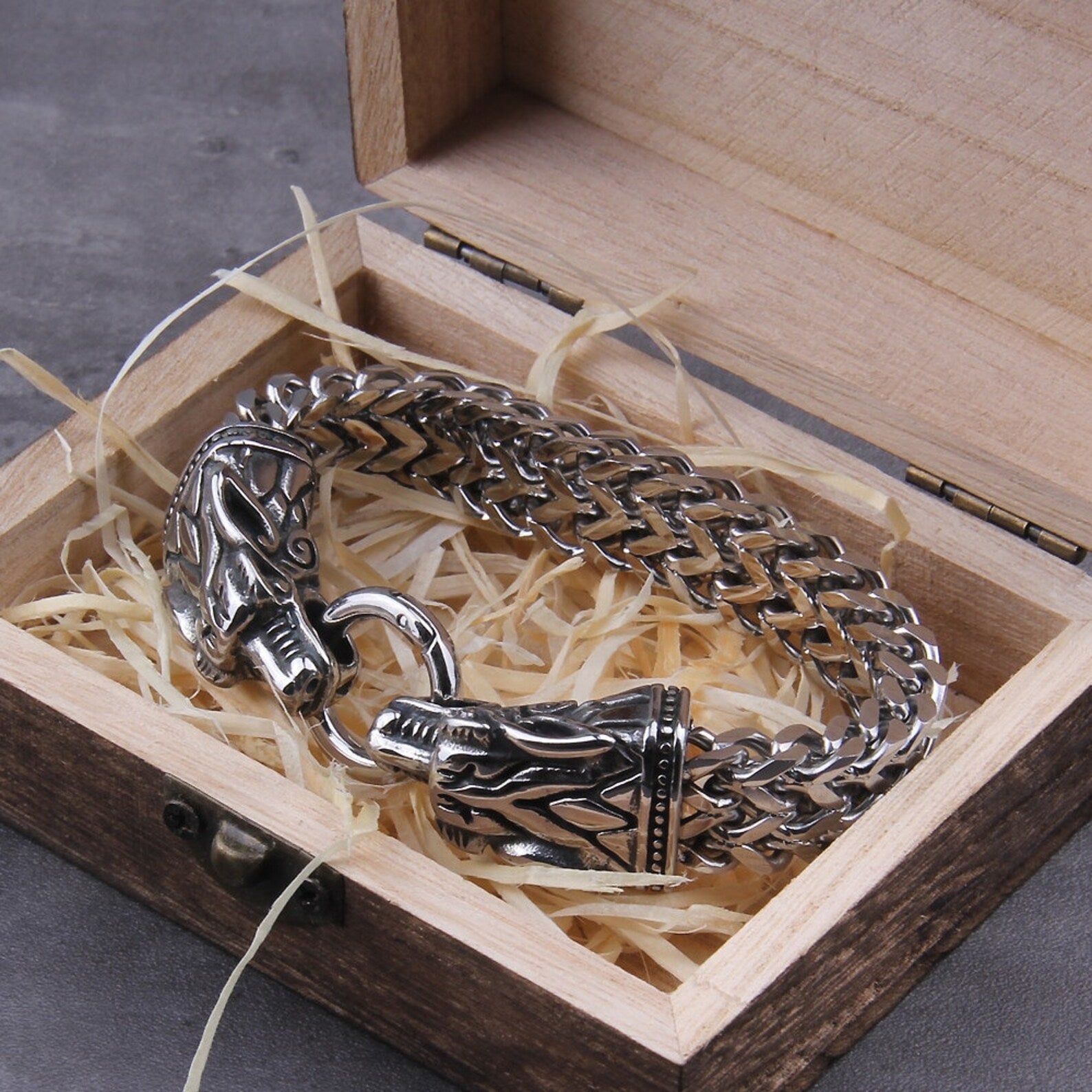 Nidhogg - The Malice Striker - Stainless Steel Dragon Bracelet